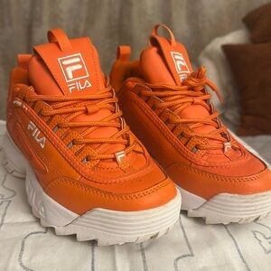 Like new Fila platform sneakers